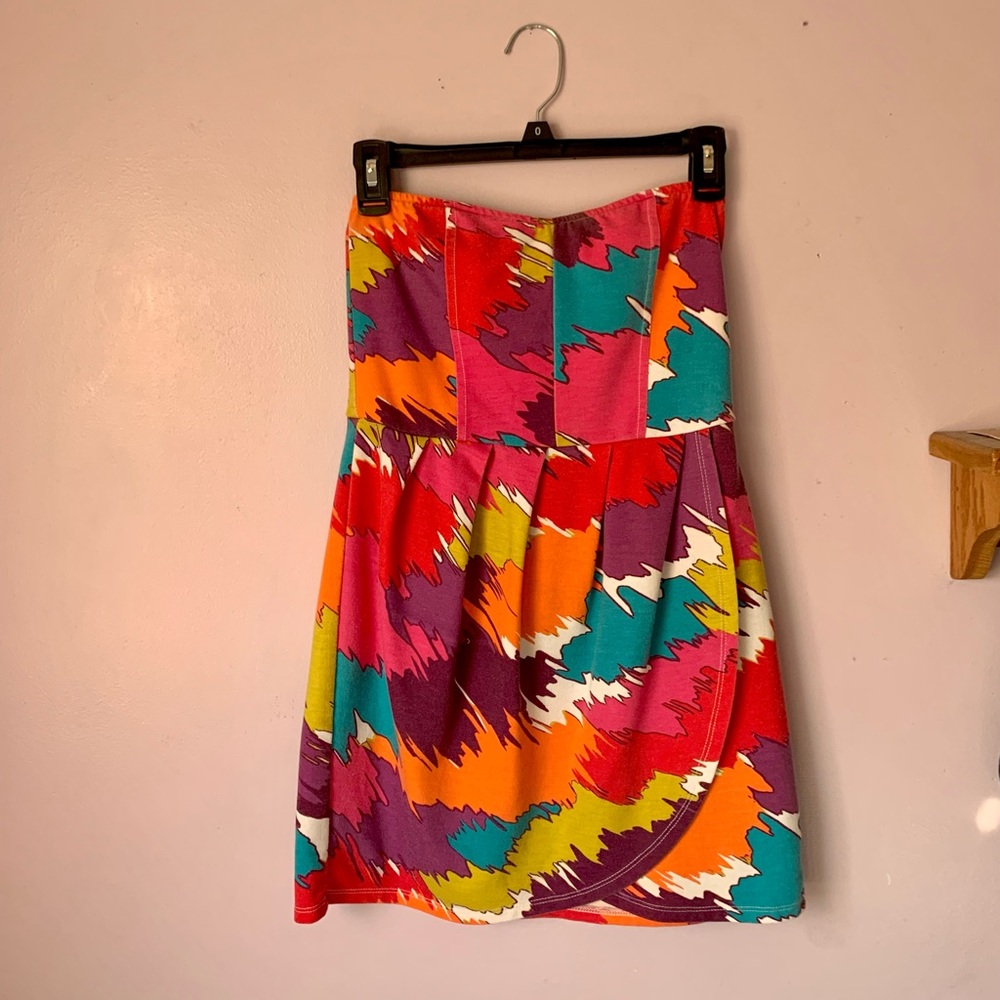 Strapless dress